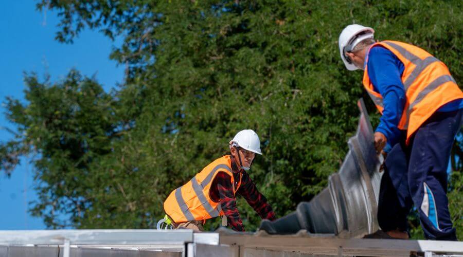 Roof maintenance in Canadian, TX